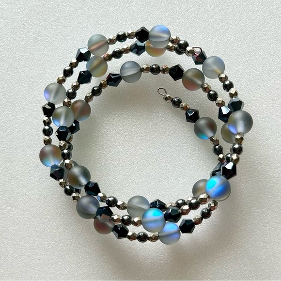 Iridescent Blue Glass Moonstone Bracelet on Memory Wire - Picture 2 of 8